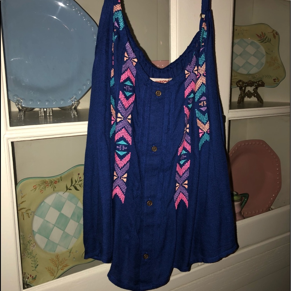 Adorable blue crop top